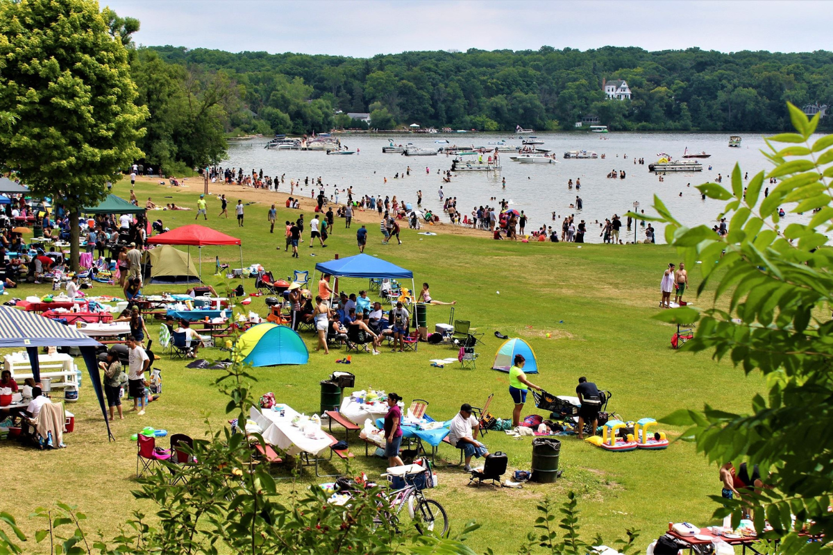 Silver Lake Reservoir picnic