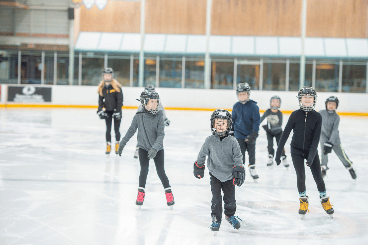 ice skating kids hockey